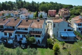 ISTRA,POREČ - Obiteljska kuća u Poreču na odličnoj lokaciji, Poreč, Casa