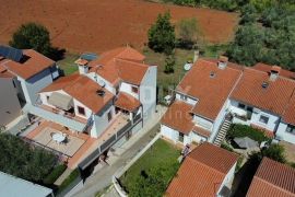 ISTRA,POREČ - Obiteljska kuća u Poreču na odličnoj lokaciji, Poreč, Casa