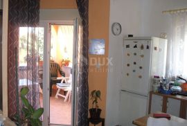 OTOK KRK, MALINSKA (okolica) - Dva odvojena apartmana, Malinska-Dubašnica, Appartment