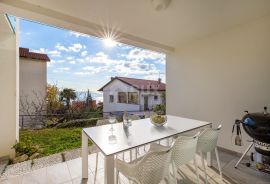 OPATIJA, IČIĆI - stan u novogradnji za najam, 95m2, pogled na more, bazen, privatni parking, Opatija - Okolica, Appartement