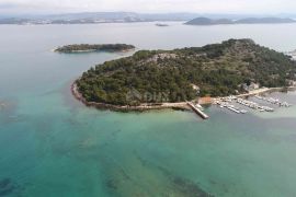 OTOK VRGADA - Građevinsko zemljište 1. red do mora, Pakoštane, Γη