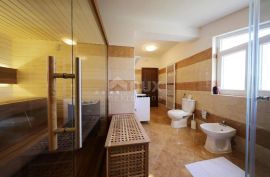 ZADAR, PRIVLAKA - Luksuzna vila s bazenom, Privlaka, Ev