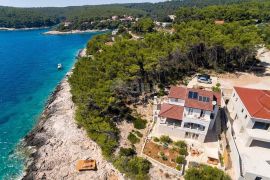 KORČULA - Kuća na ekskluzivnoj lokaciji prvi red do mora, Korčula, Casa