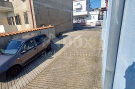 RIJEKA, KOZALA- građevinsko zemljište 1016m2 s pogledom na more s građ. dozvolom za stambenu zgradu–stanove / poslovno-stambenu zgradu, Rijeka, Terrain