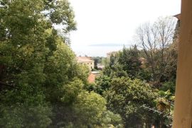 OPATIJA, CENTAR - Stan u austrougarskoj vili, Opatija, Apartamento