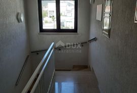 OTOK KRK, BAŠKA - Trosobni apartman u blizini mora, Baška, شقة