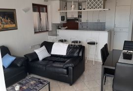 OTOK KRK, BAŠKA - Trosobni apartman u blizini mora, Baška, شقة