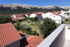 OTOK KRK, BAŠKA - Trosobni apartman u blizini mora, Baška, شقة