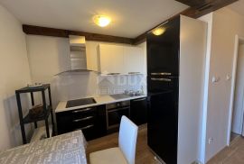 OPATIJA, LOVRAN - dva apartmana 41+21 m2 drugi red do mora, adaptirano, Lovran, Διαμέρισμα