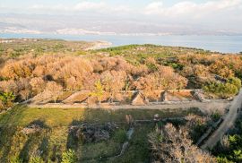 Otok Krk, Šilo -  Očišćen, ravan MASLINIK, buduće građevinsko, 600m do prekrasnih plaža, mora i supermarketa s pristupnim putem !, Dobrinj, Γη