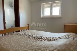 ISTRA, MEDULIN - Apartmanska kuća 500 m od mora!, Medulin, Kuća