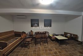 OTOK KRK, NJIVICE - Jednosobni apartman u prizemlju s okućnicom, Omišalj, Wohnung