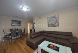 CRIKVENICA - Trosobni apartman s dnevnim boravkom i garažom, Crikvenica, Kвартира