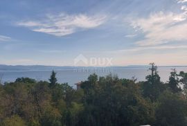 OPATIJA, LOVRAN - villa 333m2 s bazenom i pogledom na more + okoliš 500m2, Lovran, Σπίτι