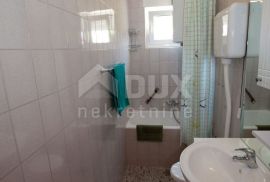 CRIKVENICA - Apartmanska kuća s bungalovom blizu centra, Crikvenica, Haus