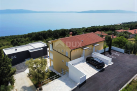 ISTRA, RABAC - Apartmanska kuća s pogledom na more, Labin, Haus