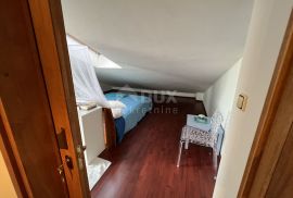 Otok Krk, Porat - Dvoetažni stan sa pogledom na more, Malinska-Dubašnica, Appartement