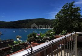 ISTRA, RABAC - Kuća uz more s dva apartmana, Labin, House