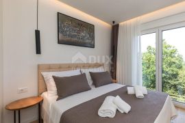 OPATIJA, CENTAR - Vila sa 6 apartmana, Opatija, Casa