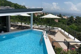 OPATIJA, CENTAR - Vila sa 6 apartmana, Opatija, Casa