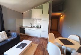 ISTRA, PULA - Penthouse i apartman 100 metara od mora!, Pula, Kвартира