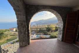 OPATIJA, POLJANE - Rustikalna vila od 300m2 s panoramskim pogledom na Kvarnerski zaljev, Opatija - Okolica, Casa