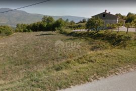 PAZIN, CEROVLJE, PAZ -građevinsko zemljište 4834m2 za stambenu zgradu-stanove -apartmane /obiteljsku kuću/ kuću za iznajmljivanje -odmor s bazenom, Cerovlje, Land