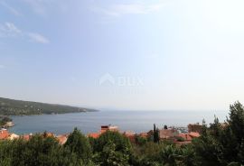 OPATIJA, VOLOSKO - vila 230m2 s bazenom i pogledom na more + uređena okućnica 1100m2, Opatija, Famiglia