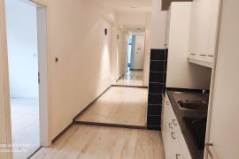 RIJEKA, MATULJI - Stan u prizemlju s okućnicom, Matulji, Apartamento