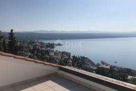 OPATIJA, CENTAR - samostojeća villa 605m2 s pogledom na more + okoliš 600m2, Opatija, Casa