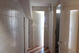 LOVRAN, CENTAR - stan 2. RED DO MORA 110m2 s panoramskim pogledom na more, Lovran, Appartment