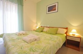 ZADAR, SUKOŠAN - Apartmanska kuća 150m od mora, Sukošan, Maison