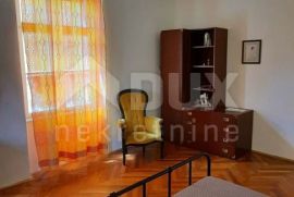 OPATIJA, CENTAR - Stan 100 m2 podjeljen u dva apartmana, Opatija, Appartamento