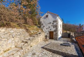 TRIBALJ, okolica Crikvenice -  Dvije kamene kuće s bazenom na mirnoj lokaciji okruženoj zelenilom, Vinodolska Općina, Maison