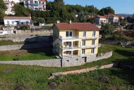 OPATIJA, POBRI - samostojeća kuća 580m² s pogledom na more + okućnica 3200m2, Opatija, House