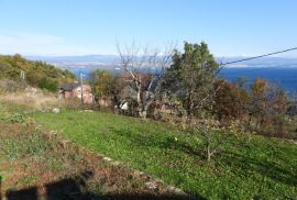 OPATIJA, LOVRAN, LIGANJ - građevinsko zemljište 4500m2 s panoramskim pogledom na more za stambenu zgradu–stanove/apartmane/ obiteljsku kuću /villu/ kuću za iznajmljivanje - odmor s bazenom + kuća 120m2, Lovran, Tierra