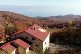 OPATIJA, OPRIĆ Učka! Jedinstvena nekretnina u srcu parka prirode!, Opatija - Okolica, Σπίτι