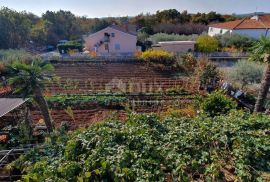 ISTRA, POREČ - Apartmanska kuća s pet stambenih jedinica i s puno potencijala, Poreč, Дом