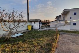 ISTRA, LABIN - Kuća s bazenom na potpunoj osami okružena zelenilom, Labin, Casa