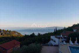 OPATIJA, VEPRINAC - vila 1000m2 s pogledom na more, 6 apartmana i bazenom + okoliš 1000m2, Opatija - Okolica, Ev