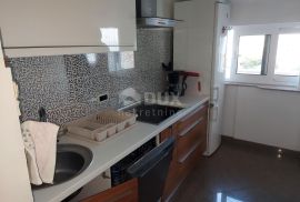 OPATIJA, VEPRINAC - vila 1000m2 s pogledom na more, 6 apartmana i bazenom + okoliš 1000m2, Opatija - Okolica, Ev