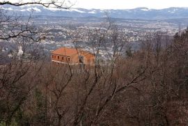 RUKAVAC - građevinski teren 3100m2 za stambenu zgradu - stanove  obiteljsku kuću, Matulji, Arazi