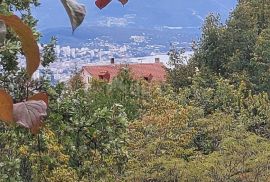 RUKAVAC - građevinski teren 3100m2 za stambenu zgradu - stanove  obiteljsku kuću, Matulji, Arazi