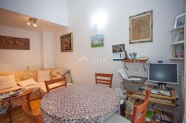 ISTRA, BANJOLE Predivna apartmanska kuća na osami - POGLED NA MORE!!, Medulin, Casa