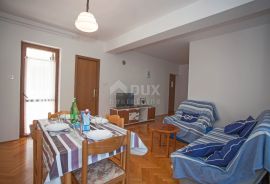 ISTRA, BANJOLE Predivna apartmanska kuća na osami - POGLED NA MORE!!, Medulin, Casa