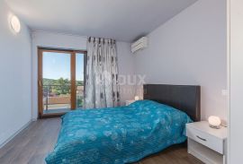 ISTRA, MEDULIN Apartmanska kuća u Banjolama - POGLED NA MORE!!, Medulin, Kuća