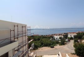 CRIKVENICA - luksuzni dvoetažni stan u stambenoj vili s vlastitim bazenom, Crikvenica, Appartment