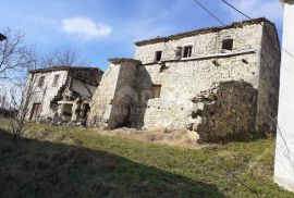 BUZET, JURADI - Samostojeća starina za obnovu, Buzet, Casa