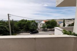 CRIKVENICA, JADRANOVO - Dvoetažan stan, 98m2 na atraktivnoj lokaciji u blizini mora, Crikvenica, Apartamento