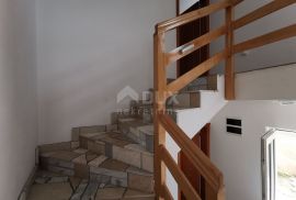 CRIKVENICA, JADRANOVO - Dvoetažan stan, 98m2 na atraktivnoj lokaciji u blizini mora, Crikvenica, Apartamento